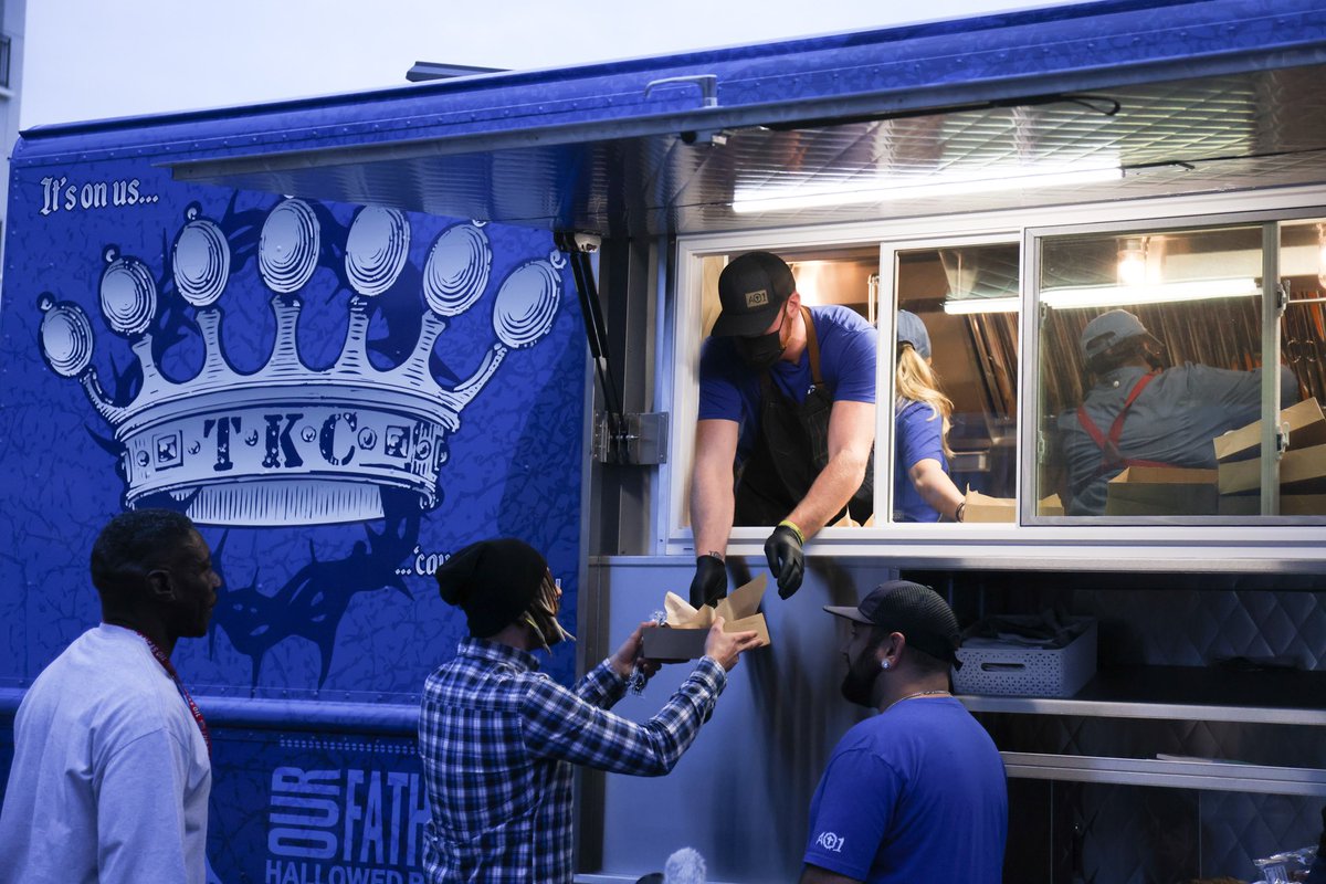 WheelerMission's tweet photo. We were so blessed tonight by @cj_wentz &amp; the @AO1Foundation with a delicious dinner from the @tkctruck. Carson and his team served free food to our guests and the community as a way of sharing God’s love with those in need. Thank you! https://t.co/oVqvNgTDoK