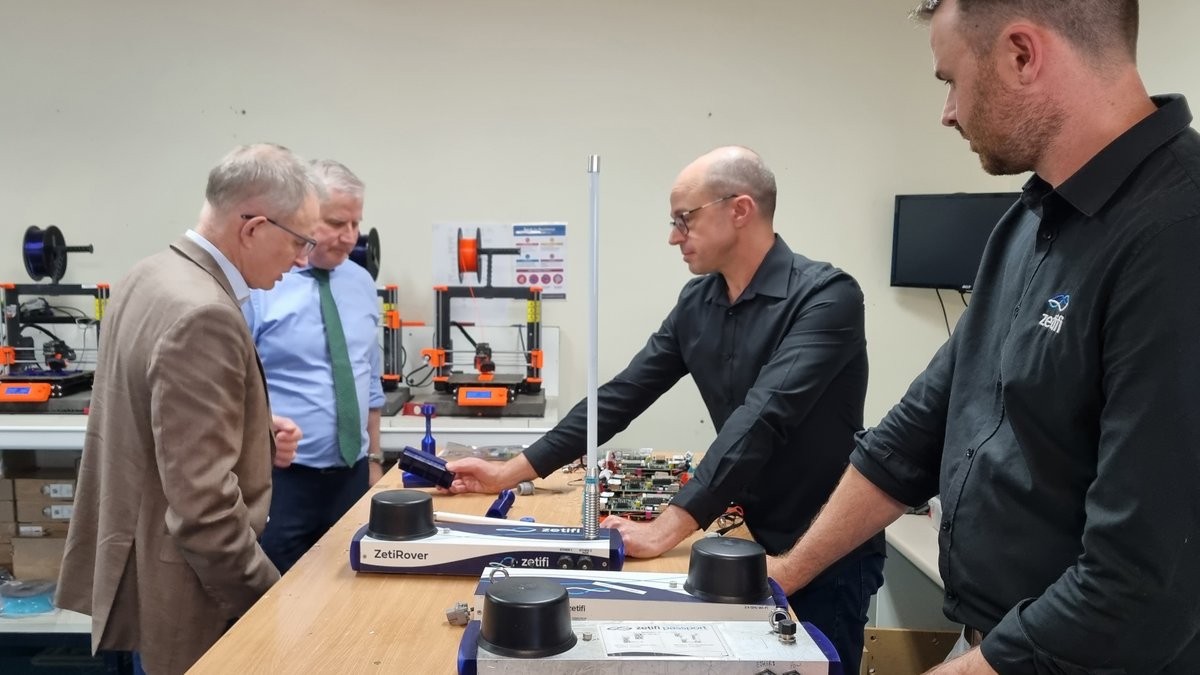 Yesterday we welcomed the Federal Minister for Communications <a href="/PaulFletcherMP/">Paul Fletcher</a> and the Member for Riverina <a href="/M_McCormackMP/">Michael McCormack</a> to our offices. 

The continued support of the Federal Government is allowing us to innovate and address the connectivity needs of farmers. 🙏👏🚜🌾