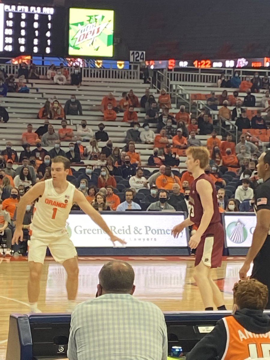 ScrPrepSports's tweet image. #ScrantonPrep in the house at the Carrier Dome! Basketball stand-outs, Leo O’Boyle ‘19 and Paddy Casey’17 faced off tonight as the @LafayetteMBB traveled to @Cuse_MBB to take on the Orangemen. #NCAA Their former Prep coaches were court-side beaming with #PrepPride. #RollCavAlumni