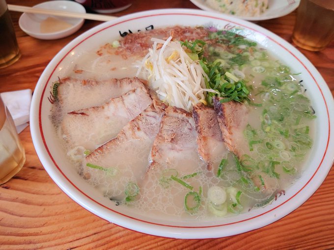 うわーいっ!!
よしみ屋ラーメン(鹿児島ラーメン) 