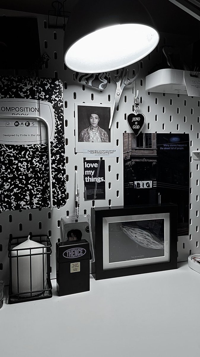 ✳︎ (room tour) เทรดรวม item สีขาว-ดำในห้อง  , &amp; ของใช้อื่นๆ ฉบับ update 🕳