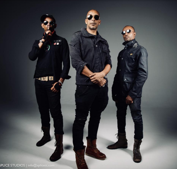 GenerationJuly's tweet photo. 3Canal has been one of the leading mainstream torchbearers for Rapso music since the early 2000s. They have released close to 200 songs &amp; won several COTT &amp; Sunshine Music Awards! https://t.co/5nCninHprn
#TrinidadAndTobago #thejulygeneration #rapso #Caribbean https://t.co/KHL2CfZS03