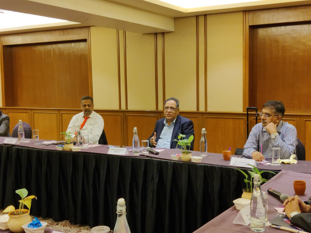 insideneurealm's tweet photo. Glimpses into discussions about AI enablement for digital transformation #DigitalTransformation #ZIF #AI #ArtificialIntelligence #HealthTech #GAVS #AIOps #predectiveanalytics #technology https://t.co/8I1tb8qyGt