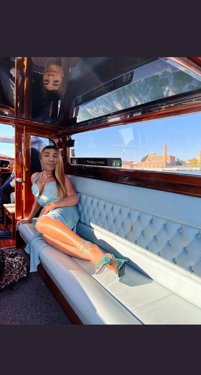 johnbatchan's tweet image. Heading home. Beep beep.
#beyonce 
#imsorich
#icon