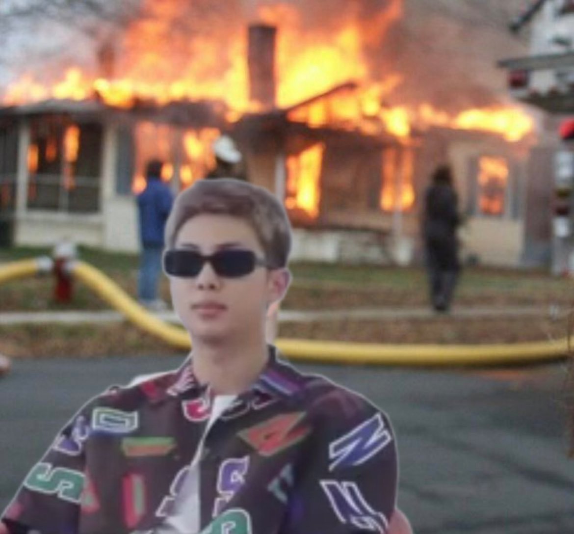 pluto013_'s tweet image. ใครตื่นแล้ว คะแนน ×2 ก่อนตัดรอบ รีเลยครับ🔥🔥

#TheMusicVideo #BUTTER #PCAs @BTS_twt