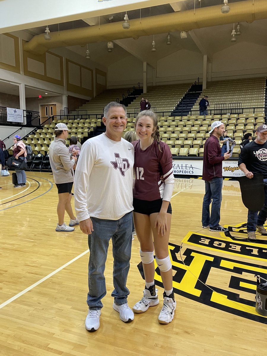 Congrats to the Ladyneck volleyball team, winning over Tatum in 3 sets tonight!  On to the Regional Tournament!
