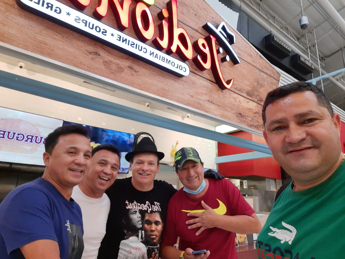 jucahiga's tweet photo. @DonJediondo @ShopSawgrass @FCFSeleccionCol @FEFecuador @LaRedCaracol https://t.co/aqweftXMuV