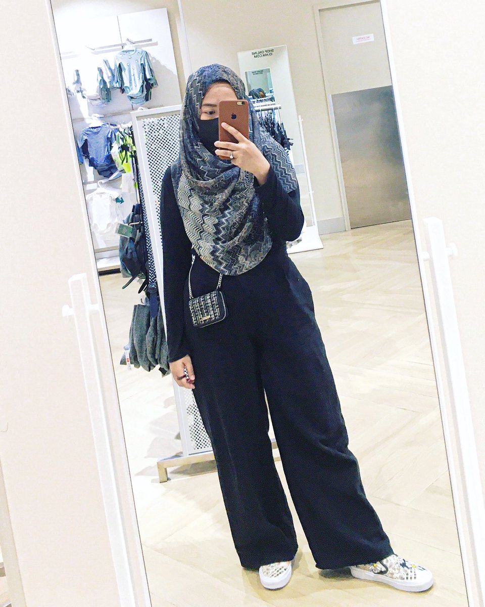 Nikmati hidupmu. Karna waktu gk bs diputar, dijilat, apalg dicelupin ~