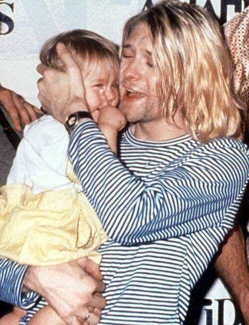 crockpics's tweet photo. "Holding Frances in my arms is the best drug in the world." - Kurt Cobain https://t.co/X3HPQASp07