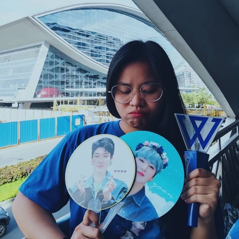 Lee_yojikyu's tweet photo. To the 1st Concert I watchedโจ
Happy Anniv ๐ Love you boys ๐
Then pag-uwi dami plang nakuhang freebies from fansites ๐
#WINNERINMANILA
#EverywhereTourInManila
@yginnercircle #WINNER #์๋
I vote for #MAMAVOTE #mino https://t.co/kn7tZVkxLP