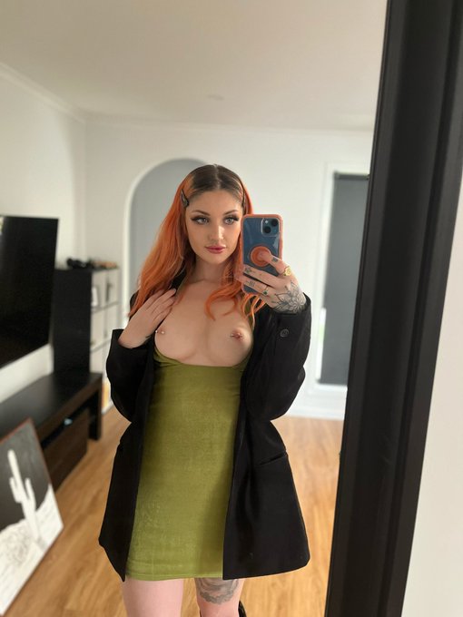 Free full length squirt videos for new subs today 😍 don&rsquo;t miss out 🤤 https://t.co/gJ4ZI1z68B https://t