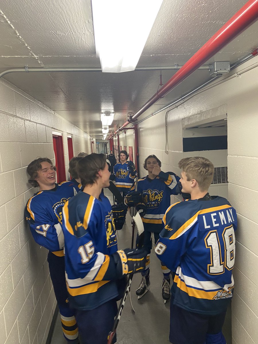 LJACU17AAA's tweet image. #behindthescenes #flowcheck #thetanev #hockeyposes