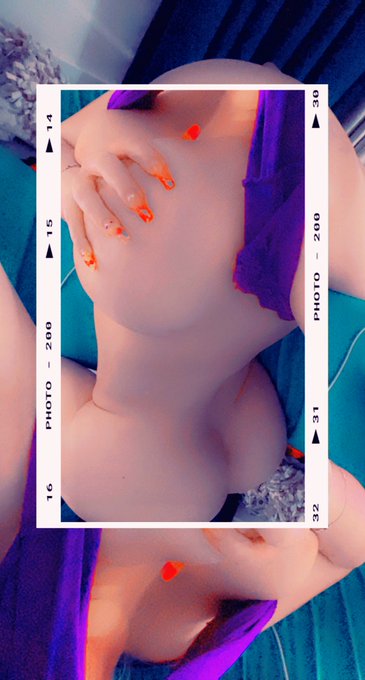 Hihiiiii I am online my buttheads!!! Votes are 2x https://t.co/dv2FyLb1cP<a href="/tag/blondie"class="tags"><span>#blondie</span></a><a href="/tag/whitepanties"class="tags"><span>#whitepanties</span></a>