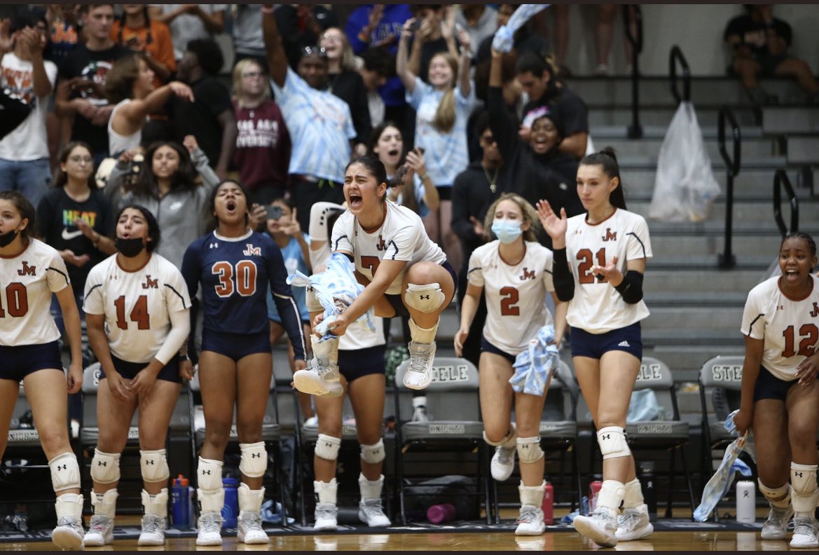 SAmavsVB's tweet photo. Itโs has been an incredible ride with this group of ladies! To say we are proud is not enough! We love you and will cherish every memory! Thank you for every moment. #OnceaMav #AlwaysaMav ๐๐งก https://t.co/BClGVqS0dB
