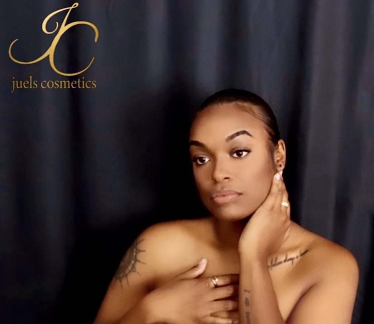 JuelsCosmetics's tweet photo. We have the perfect products for Nude looks 🤎🤎🤎

Go check them out
#beautiful #nudes #makeup 

https://t.co/Db34xjgsX2 https://t.co/70EDZBjCKY