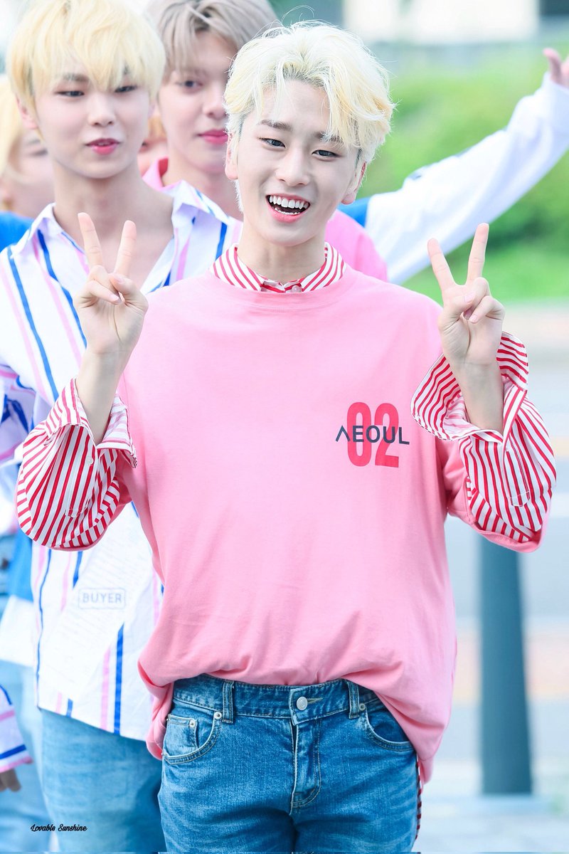 archivejinkwon's tweet photo. ✰: 180726
© : Lovable Sunshine
♡ : #진권 #뉴키드 https://t.co/XPoK7Acj7R
