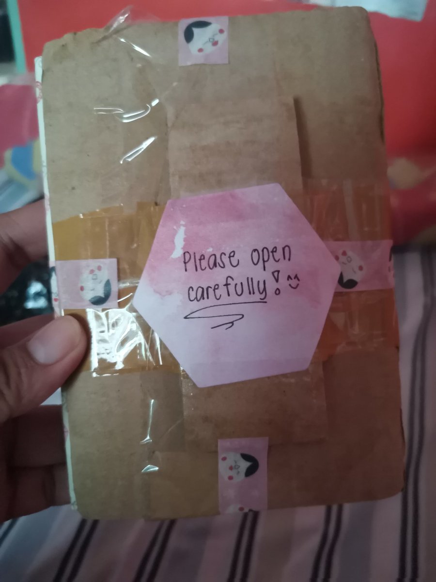 WG_Nabongs's tweet photo. @kax2ph My Nayeon coaster arrived safely! Thank you so much po! Effort and daming freebies ❤️💕 #kax2feedbacks https://t.co/80gpEElHF7