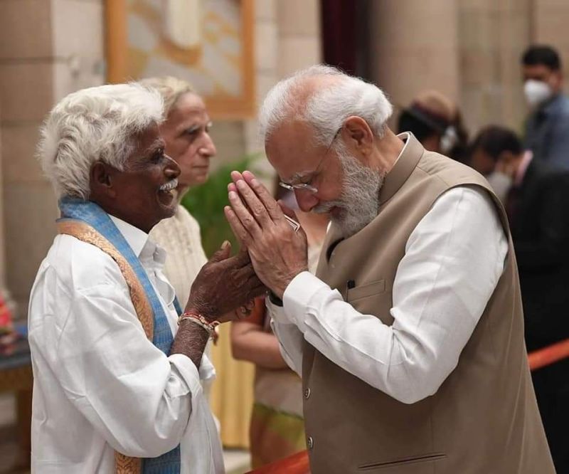 Shyamveer07's tweet photo. Common Man who deserve PADMA SHRI AWARD #NewIndia #BJP #NarendraModi #PMModi #PMO https://t.co/xX54kNiPwG