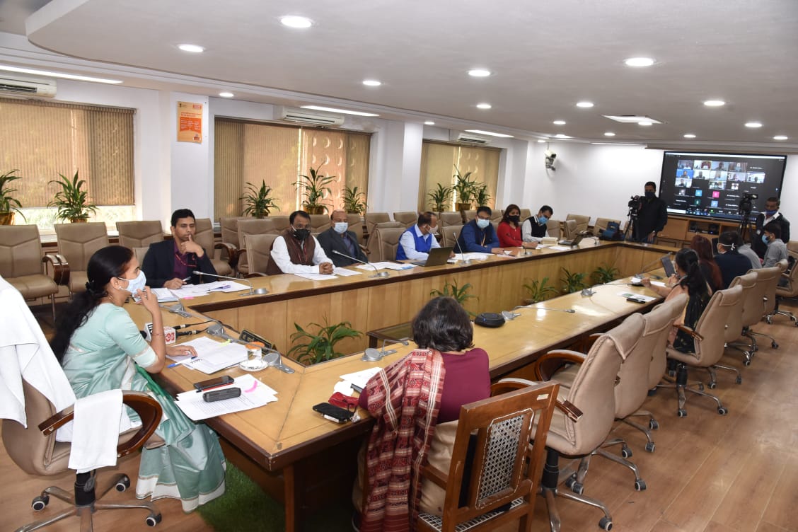 ddgtb2017's tweet image. TB Experts across India have participated and suggested in the &quot;Brainstorming Session on Strategies for ENDING #TB in India by 2025&quot; on November 10, 2021. #TBMuktBharat 
@MoHFW_INDIA
@mansukhmandviya @DrBharatippawar @PMOIndia @rashtrapatibhvn @WHO @NITIAayog