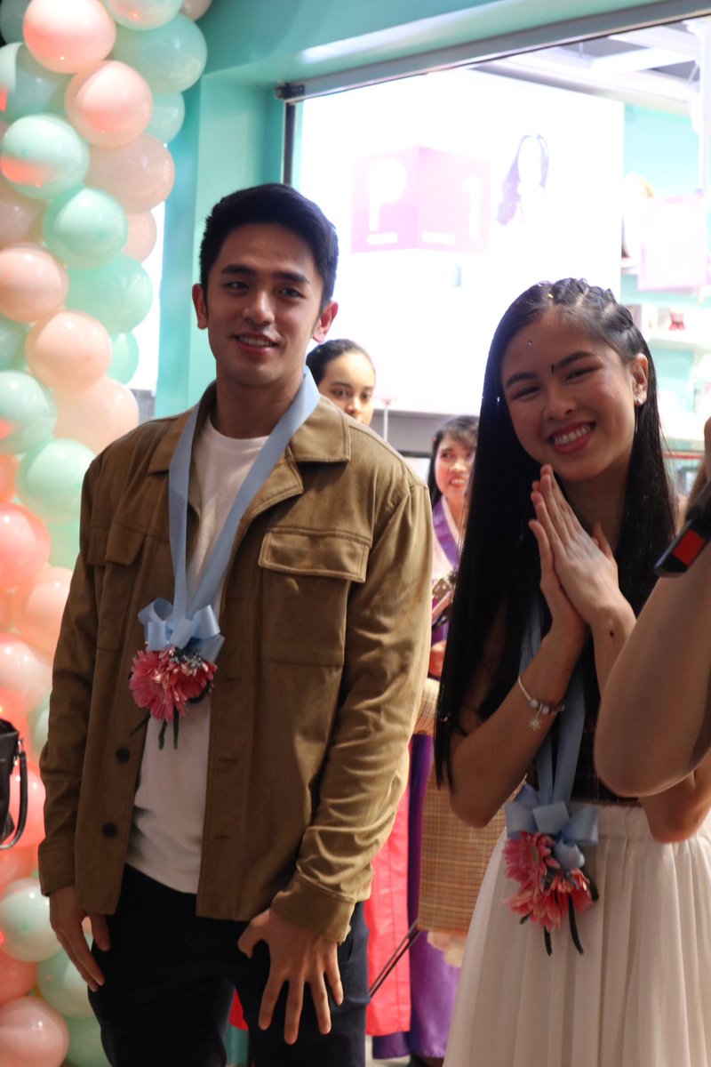 davkisswarrior's tweet photo. Mahal namin kayong dalawa.

#DavKiss 💚

@davidlicauco @KissesDelavin 
#DavidLicauco #KissesDelavin https://t.co/ormtmuoXxH