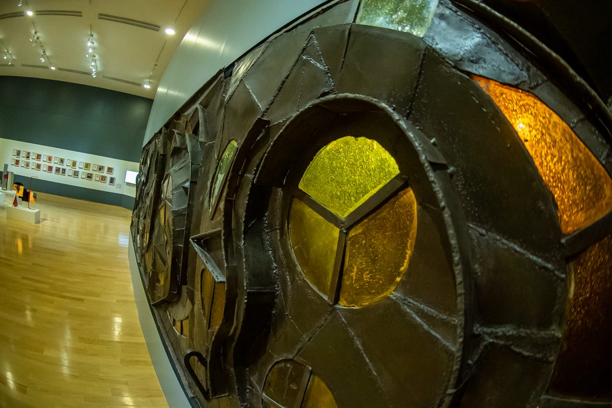 Manuel Felguérez (1928-2020) es un artista clave de la Generación de la Ruptura, considerado como pionero en el arte digital y arte conceptual. 

Aprovecha la exposición #Trayectorias en el MAHG, que es posible gracias al <a href="/muac_unam/">MUAC</a> con apoyo de <a href="/MAAMF_Oficial/">Museo De Arte Abstracto Manuel Felguérez</a>

#ManuelFelguérez