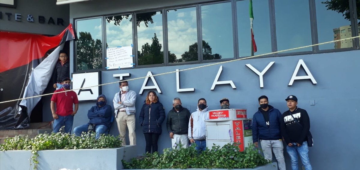 CrocNueva's tweet photo. Apoyando a los compañeros gastronómicos del restaurante Atalaya CDMX en Huelga por sus derechos y mejores beneficios.
#CROCContigo 
@IsaiasSiCumple 
@davidortegaq https://t.co/xqBCdo4vJO