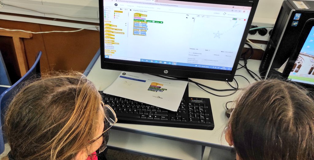 Escola la Parellada tweet media