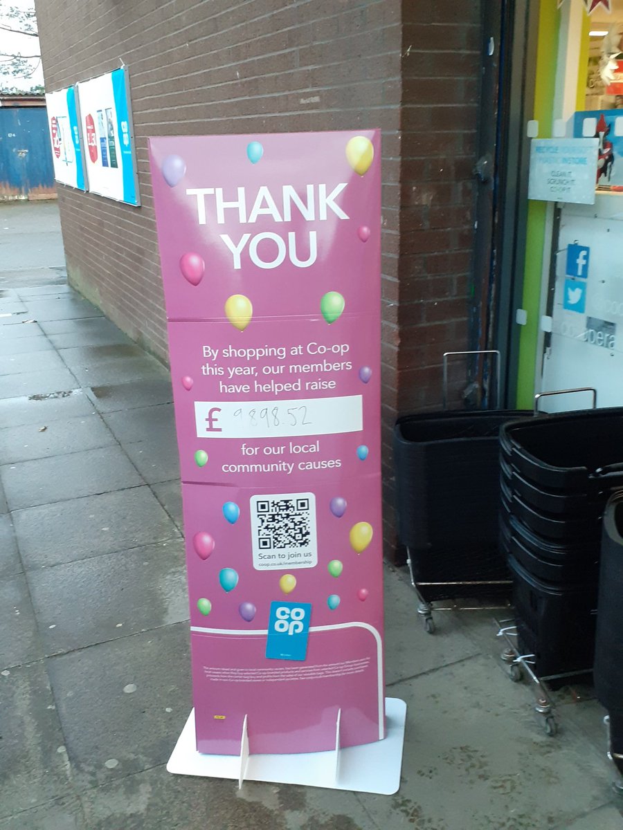 DC4Community's tweet photo. @coopuk &amp; @CoopFuneralcare colleagues welcoming @IntactCentre to the Preston Ingol store for their Local Comunity Fund (LCF) payout celebration. Local Co-op members raised £3518.08 for the community centre through the LCF. #ItsWhatWeDo #Ingol #community https://t.co/NUQmgCCCGp