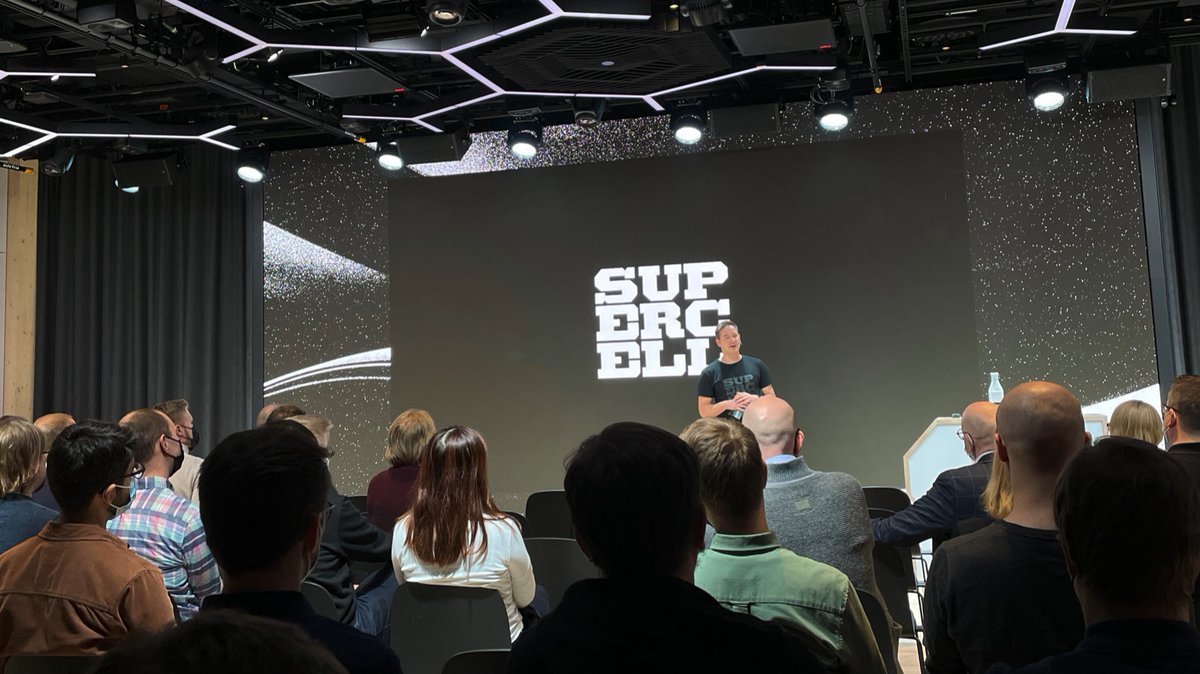 Paavi's tweet photo. Thanks to @DainStudios and @supercell for hosting the Data Science meetup! Great insights and discussion on the various ways data and science are utilized in the games industry. Exciting to learn also about the ways of working at Supercell. https://t.co/P3mmRsPYH3