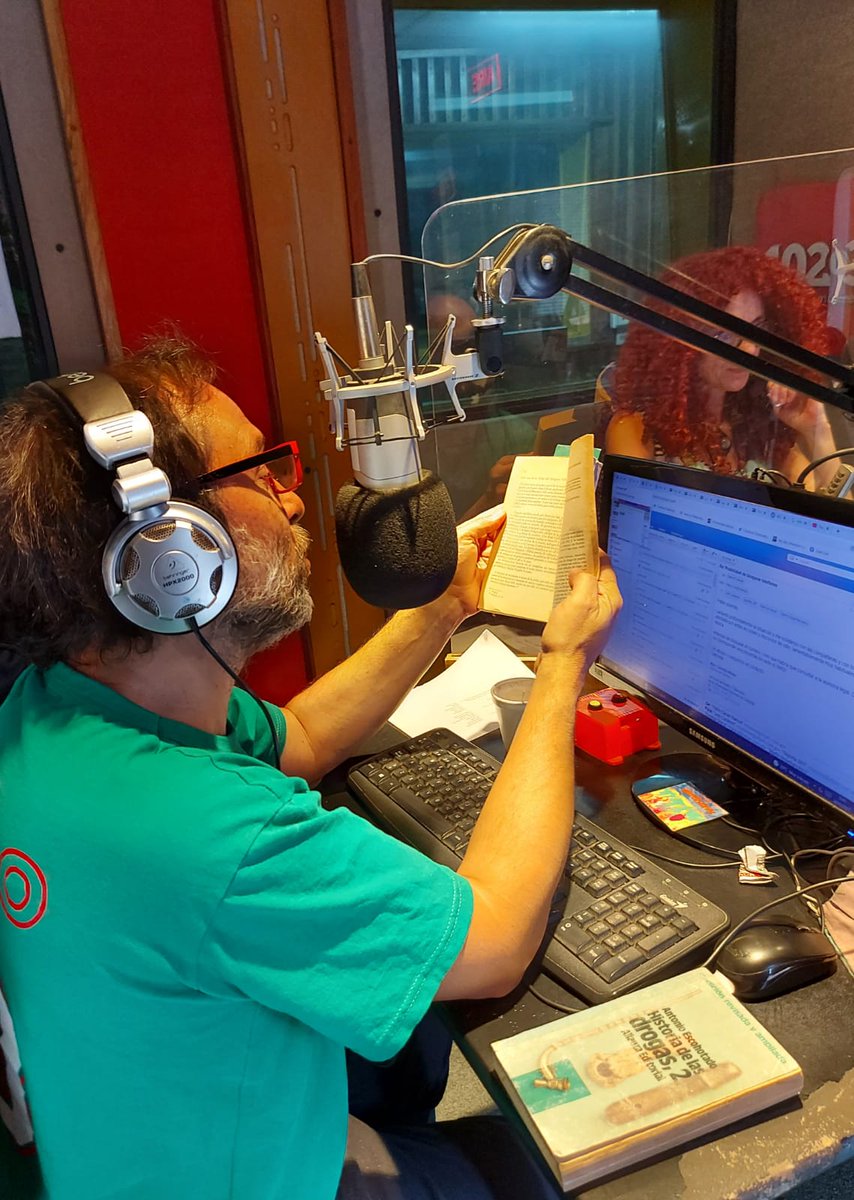 1023fmcba's tweet photo. #AmuletoSubversivo "Historia de las drogas" de Antonio Escohotado. 

⭕#Subversiones todos los días de 14 a 16 hs por la 102.3 https://t.co/PiAj4OfJUA