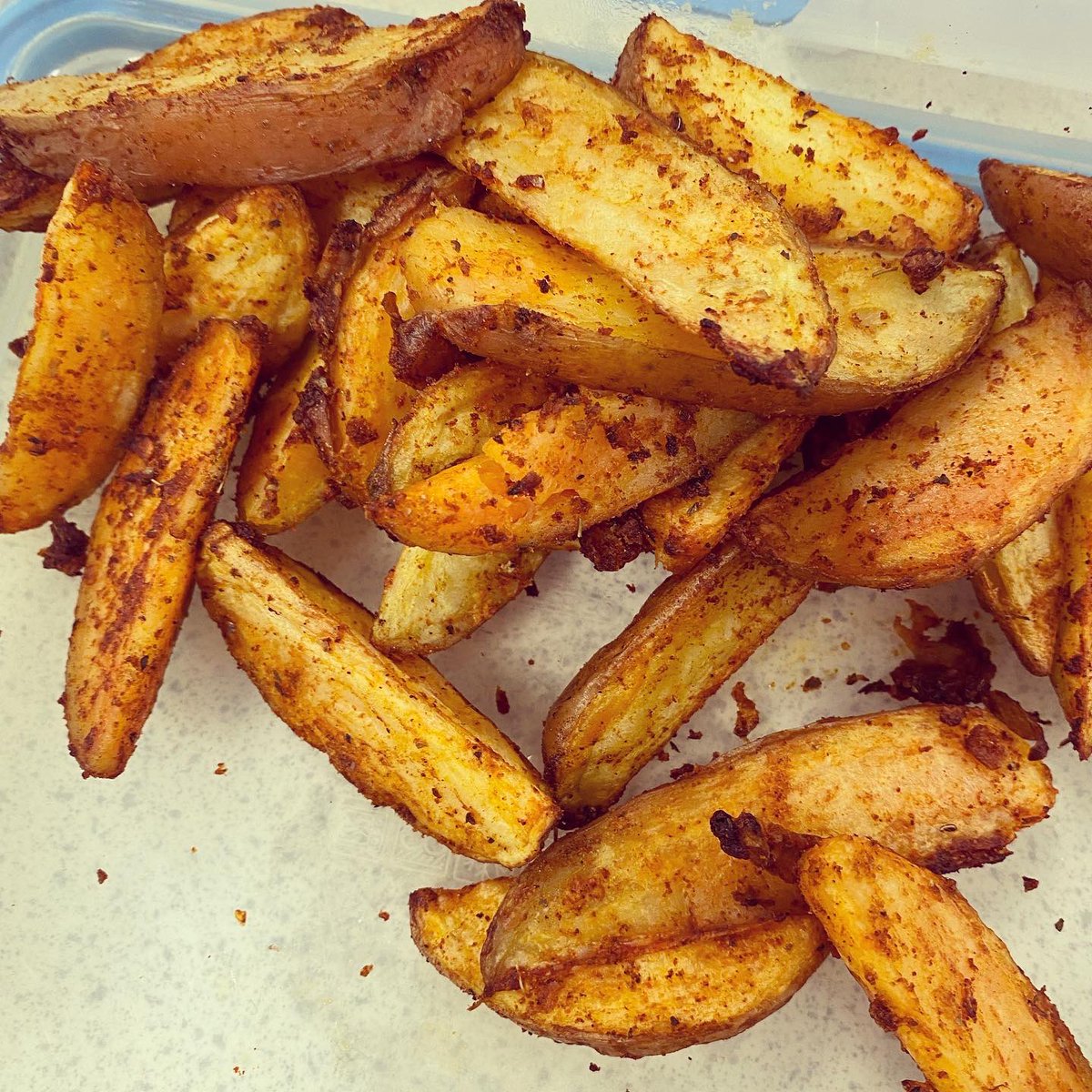 A energetic lesson today with <a href="/Caldicot_Y10/">Caldicot School Year 10</a> Today they had to manage 2 cooks side by side - chicken nuggets using alternative breadcrumbs (cornflakes &amp; Doritos) and potato wedges with a seasoning of their choice. Our timings were tight but they smashed it! <a href="/Caldicot_Sch/">Caldicot School</a>