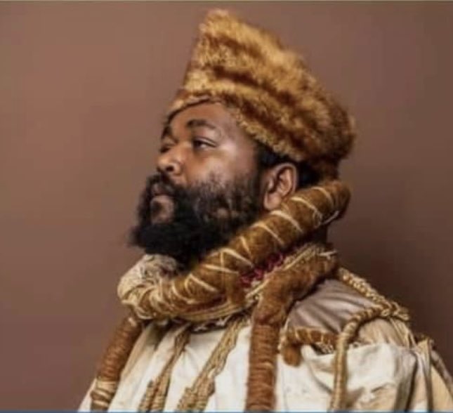 SwaziNews's tweet photo. Sjava withdraws from Standard Bank Luju Festival in solidarity with Swazis who are being killed by Mswati. https://t.co/J7J42mrhsT https://t.co/a6UeOwAb5Q
