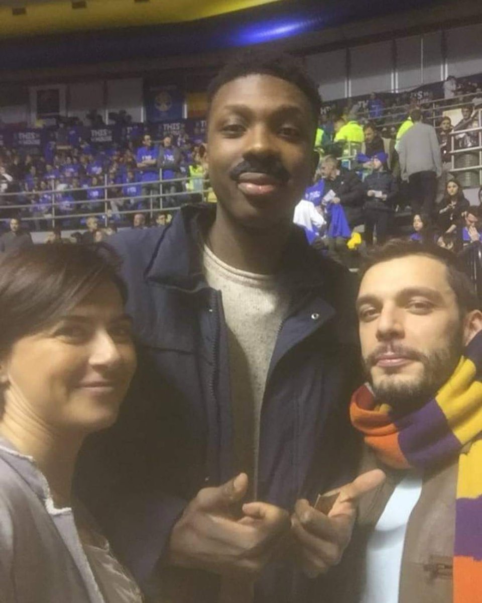 PipuCuore's tweet photo. 4 anni fa, il 24 novembre del 2017, Italia - Romania al #Ruffini fu anche #BaffoRules #BaffoNazionale

Oggi ripercorreremo quella serata pubblicando le vostre foto 📸💙🇮🇹🏀 

#ItalBasket #MeoSacchetti #NothingButAzzurri #PalaRuffini #Torino #DavidOkeke #PaoloGalbiati https://t.co/U7Cgb23gKn