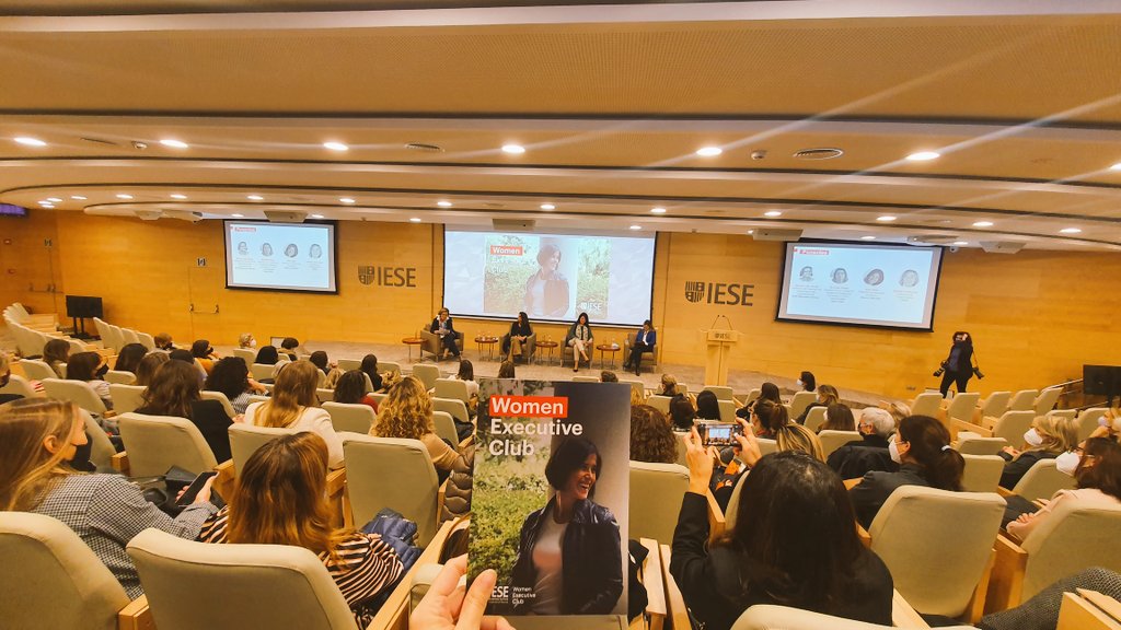 Gracias <a href="/iesebschool/">IESE Business School</a> por dar voz a temas tan necesarios cómo el 'sindrome del impostor' con un panel de mujeres fantástico que ha compartido experiencias para no caer en la sensación de no estar a la altura y animarnos a ser valientes para afrontar retos con ánimo de superación.
