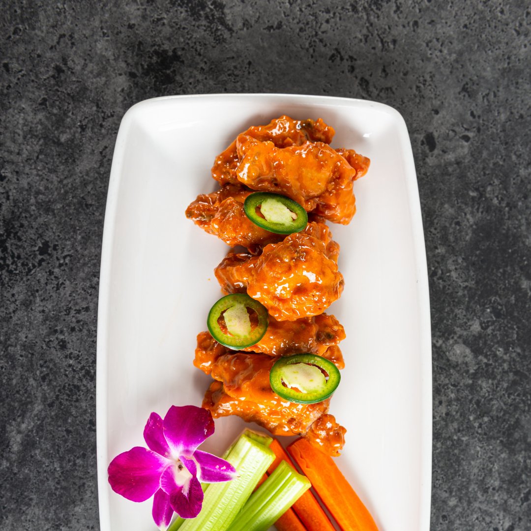 DenBlackLounge's tweet photo. It's Wing Wednesday! Grab 50% per pound of wings. Available from 4pm to close. 

#wingnight #wingwednesday #TheDen #DenBlackLounge #uofc #ucalgary #yyc #yyceats #calgaryeats #calgary https://t.co/BLhlLZeOKF