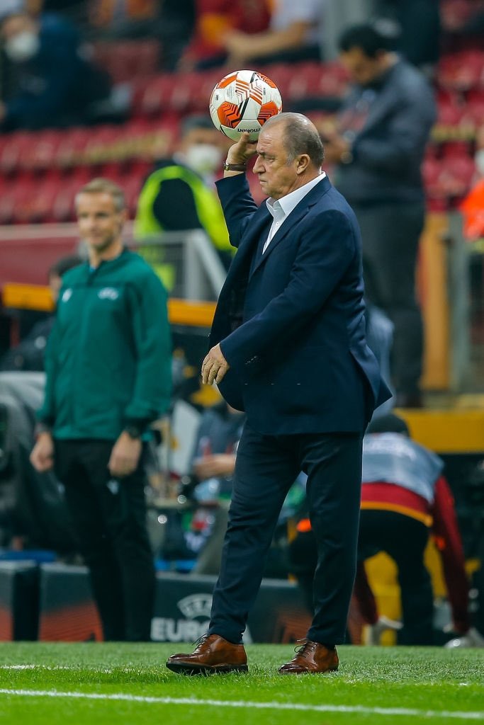 Yarın bizi gruptan çıkaracak erkek kombini ektedir.