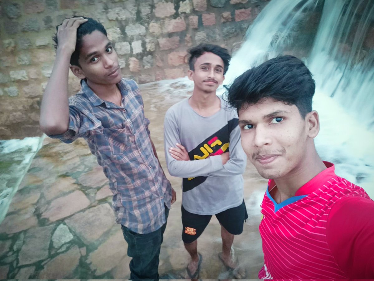 1lyPrakash's tweet photo. https://t.co/6a2gnA0QHf