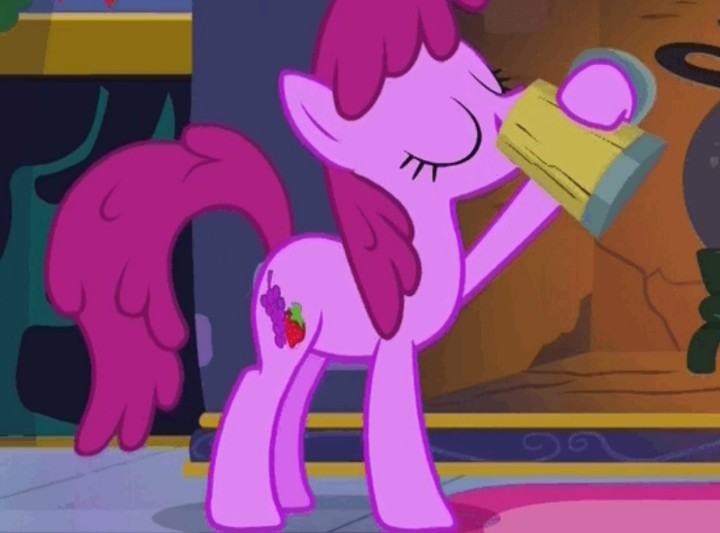 CharacterMlp's tweet photo. Berry Punch!

#MLP #MLPFiM #mylittlepony https://t.co/ZhfYs3jXr5