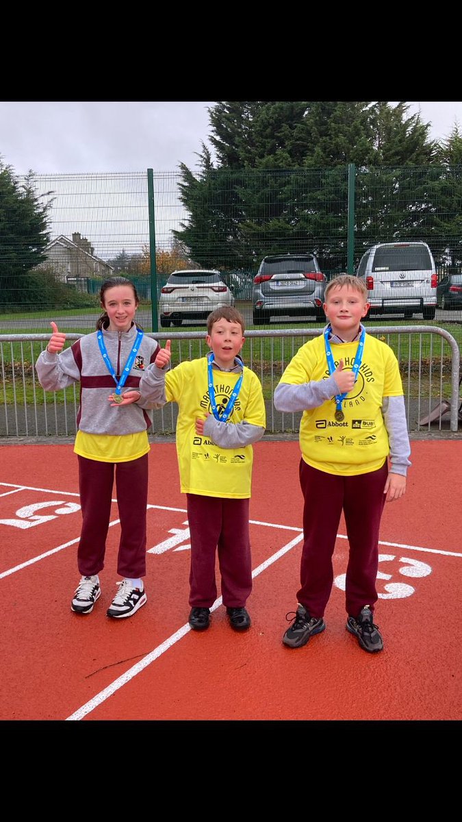 Huge congratulations to our 5th and 6th class who completed the final mile of their 26.2 mile #marathon today in Tallaght Athletics Grounds. What an achievement!!! #movewellmoveoften sincere thanks to all the organisers! @sdublincoco @MarathonkidsIre @PDSTpe @ActiveFlag