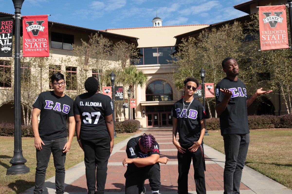 VstateBetas's tweet photo. ❗️Attention ❗️

Please welcome Theta Line “Disciples of Chaos” 

☸️ 1. Prospero “El Inquebrantable” Castellanos
⛓2. Donovan “El Alondra” Larkins
⛓3. Izayah “Newton” Weaver
⛓4. Kiki “S.N.I.P.E.R.” Day
⚓️5. Javian “I.C.O.N.” Williams

📸: @elvisionario.media 💜 https://t.co/HtKKA94oHF
