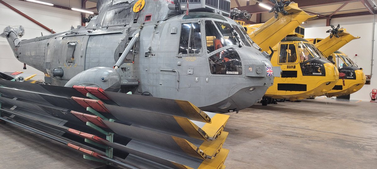 FlyNavy1 tweet media