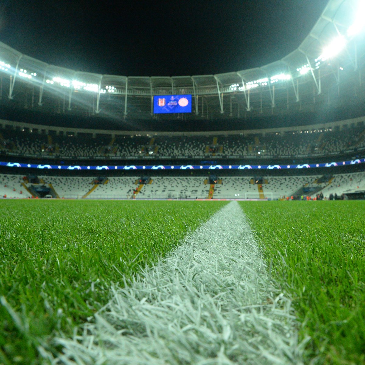 Besiktas's tweet photo. 🏟️ Beşiktaş Park maça hazır. 

#UCL | #BJKAJA https://t.co/6HtMixFUWV