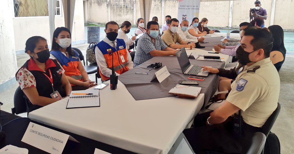 #PlanRescateEcuador 🤝

📍 La #SeguridadCiudadana es la prioridad número uno del despacho Presidencial, dentro de este marco la autoridad provincial #EsperanzaBustamante #Gobernadora instaló Comité Provincial de Seguridad, juntos por una #OrellanaSegura