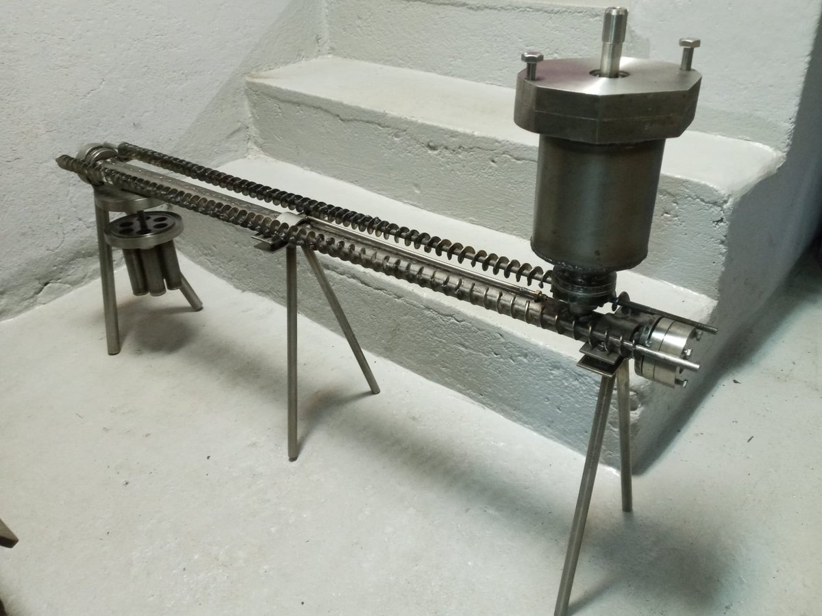 Jaroslaw Chudzicki tweet media