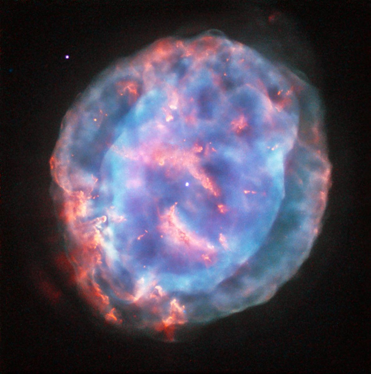 NASA_STI's tweet photo. This colorful bubble, imaged by @NASAHubble, is a planetary nebula called NGC 6818, aka the Little Gem Nebula. It is located in the constellation Sagittarius, about 6k light-years away from us. Find research on it in the STI Repository! https://t.co/qLbtWjr5g7 #NebulaNovember https://t.co/pX3zfP3r1z