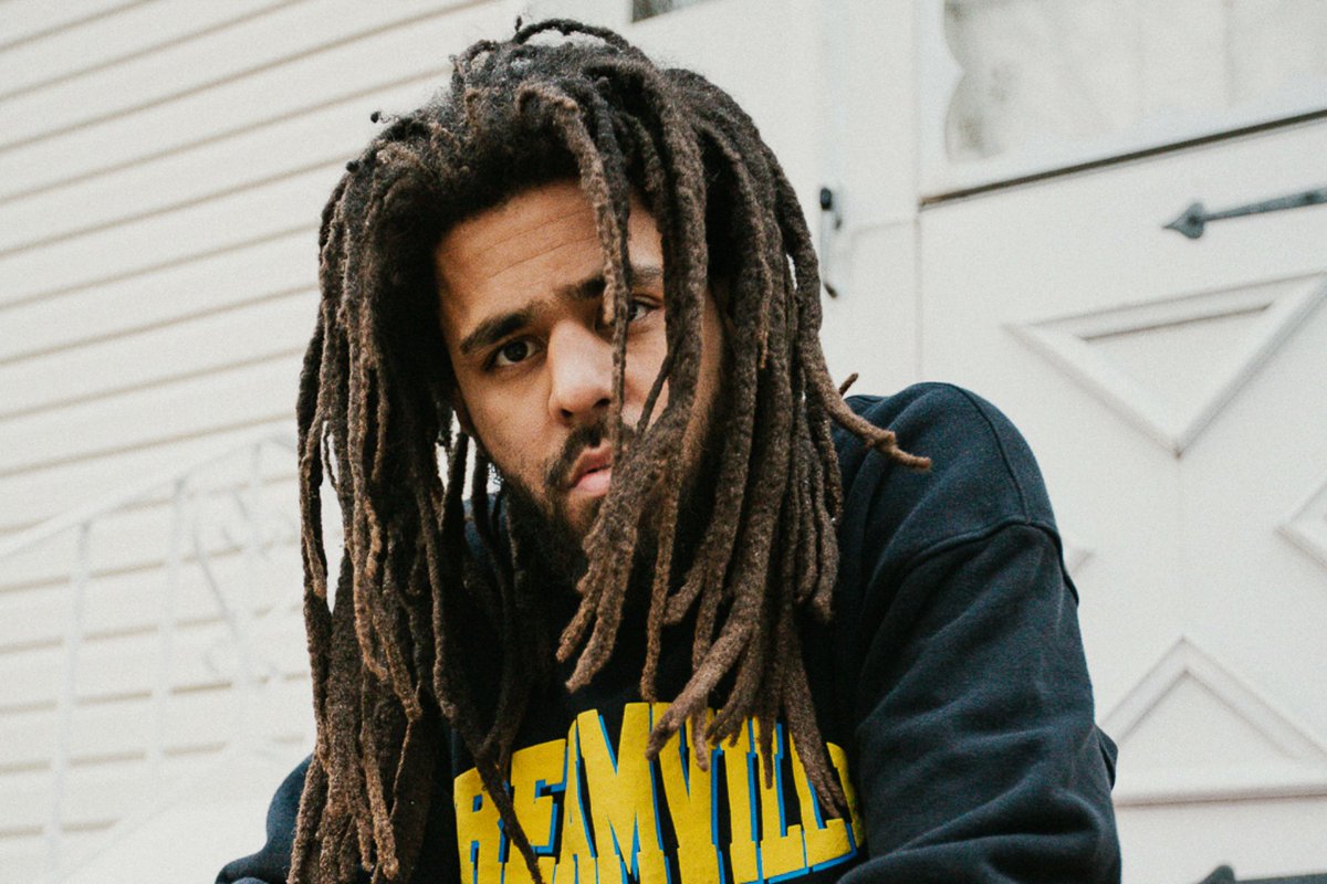 DailyLoud's tweet photo. J. Cole is nominated in all 4 Rap categories at the 2022 GRAMMYs https://t.co/UYw4ioyRzt