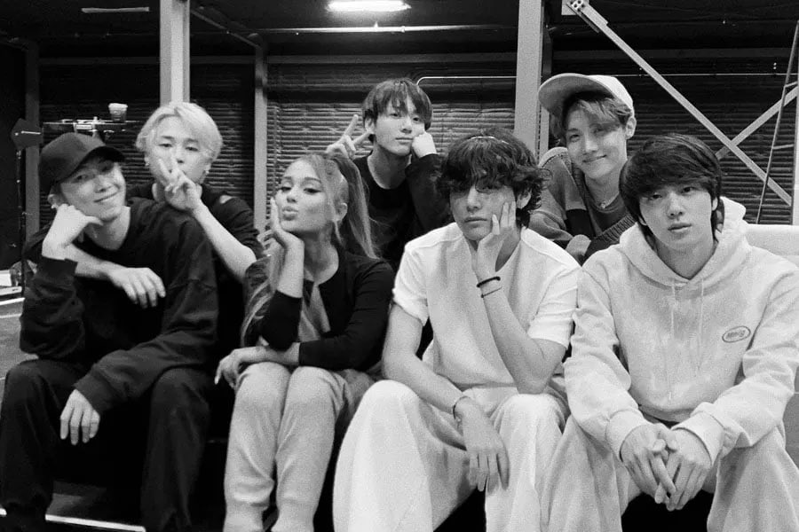 sevens_epiphany's tweet photo. @chilee_pie sadly ur fav loves bts https://t.co/4NPmiPpakj