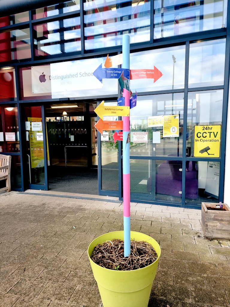 MrKershawEdu's tweet image. Loving the signposts to college that my 3rd and 6th years made for college awareness week. A great visual representation of some of the options avaliable to students @lecheiless @lecheiletrust1 @CollegeAware #caw21 @cheileguidance @TrinityAccess21