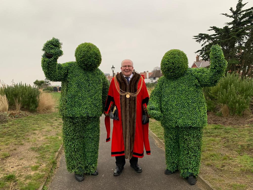 This afternoon we celebrated <a href="/WaterwayProject/">The Waterways</a> after it was awarded a coveted #GreenFlagAward that recognises well-managed parks and green spaces around the world.

The Mayor raised the flag before enjoying a guided heritage walk around the Waterways. <a href="/GreenFlagAward/">GreenFlagAward</a>