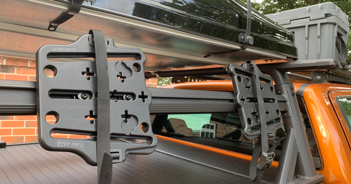Direct4x4's tweet image. Emergency Recovery Traction Sand Tyre Track Brackets to fit to our Adaptable Adjustable Cargo Rack now exclusively available on our website:

direct4x4.co.uk/products/emerg…

✅ Strong ABS plastic
✅ No drilling required
✅ Velcro straps for quick setup